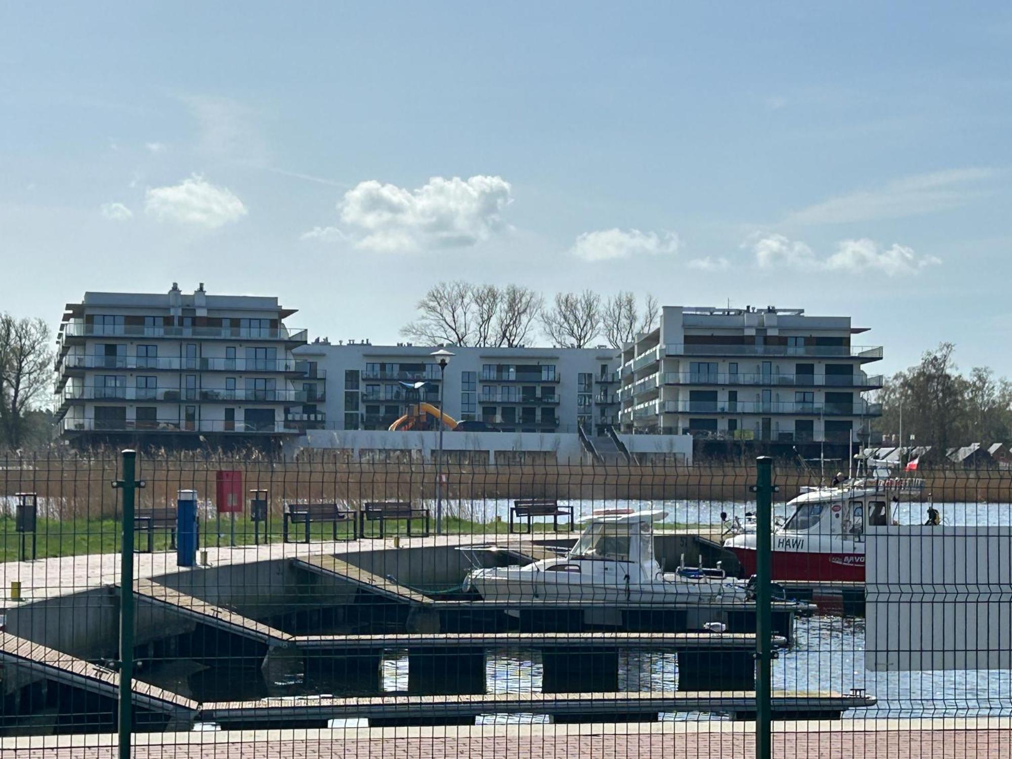 Blue Marina Apartment Dziwnów Exterior foto